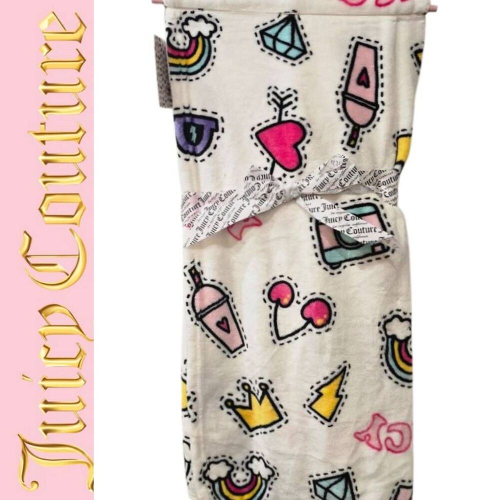 Juicy Couture Home Girls Wanna Have Fun Logo Plush Throw Blanket